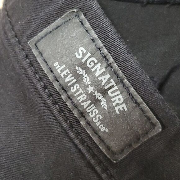 LEVIS SIGNATURE WOMENS JOGGER JEANS SIZE 18 - Picture 4 of 7